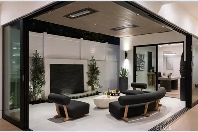 412 Heliotrope Avenue, Corona del Mar, CA 92625 - Photo 13