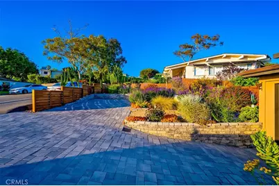 1687 Temple Hills Drive, Laguna Beach, CA 92651 - Photo 35