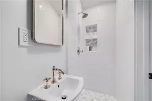 360 Diamond, Laguna Beach, CA 92651 - Photo 27