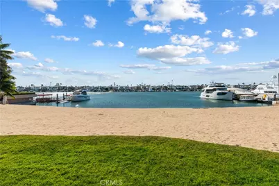 2572 Bayshore, Newport Beach, CA 92663 - Photo 45