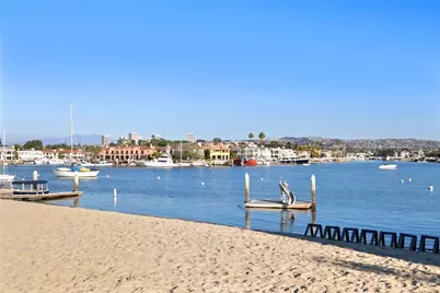 2572 Bayshore, Newport Beach, CA 92663 - Photo 51
