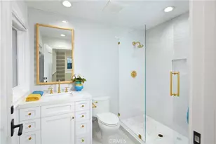 2572 Bayshore, Newport Beach, CA 92663 - Photo 33