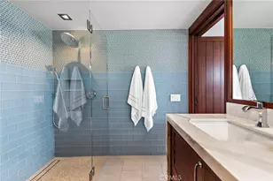 31678 Seacliff Dr, Laguna Beach, CA 92651 - Photo 19