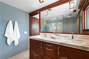 31678 Seacliff Dr, Laguna Beach, CA 92651 - Photo 17