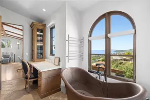 2100 Crestview Dr, Laguna Beach, CA 92651 - Photo 19