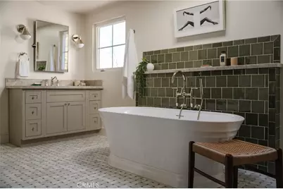 2201 N Hobart Boulevard, Los Angeles, CA 90027 - Photo 9