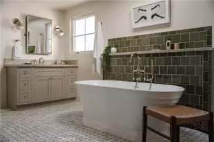 2201 N Hobart Blvd, Los Angeles, CA 90027 - Photo 9