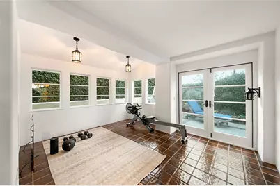 2 Emerald Bay, Laguna Beach, CA 92651 - Photo 31