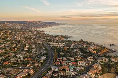 2 Emerald Bay, Laguna Beach, CA 92651 - Photo 37