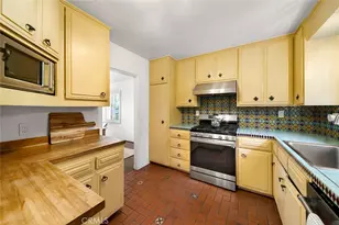 2 Emerald Bay, Laguna Beach, CA 92651 - Photo 33