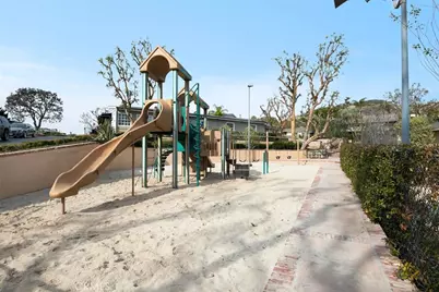 2 N Vista De La Luna, Laguna Beach, CA 92651 - Photo 45