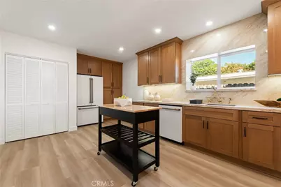 11333 Montana Avenue, Los Angeles, CA 90049 - Photo 7