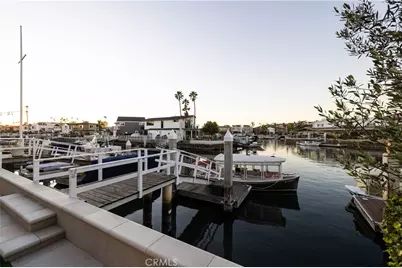 613 36th Street, Newport Beach, CA 92663 - Photo 1