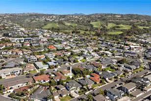 433 Seaward Rd, Corona del Mar, CA 92625 - Photo 37