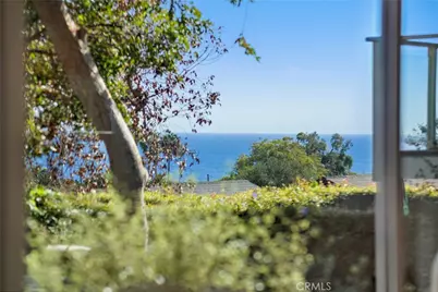 592 Bluebird Canyon Drive, Laguna Beach, CA 92651 - Photo 9
