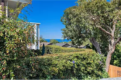 592 Bluebird Canyon Drive, Laguna Beach, CA 92651 - Photo 17