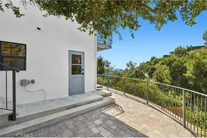 991 Meadowlark Drive, Laguna Beach, CA 92651 - Photo 17