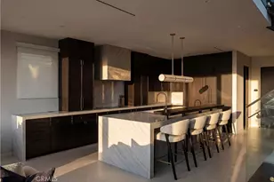 218 E Oceanfront, Newport Beach, CA 92661 - Photo 9