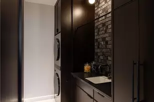 218 E Oceanfront, Newport Beach, CA 92661 - Photo 35