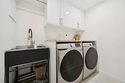 928 Quivera, Laguna Beach, CA 92651 - Photo 17