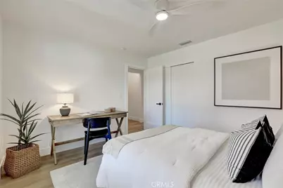 2046 Calvert, Costa Mesa, CA 92626 - Photo 27