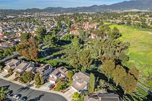 21646 Fernleaf, Lake Forest, CA 92630 - Photo 5