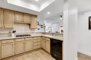 19 Tennis Villas Dr, Dana Point, CA 92629 - Photo 15