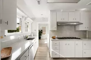 541 Oak St, Laguna Beach, CA 92651 - Photo 9