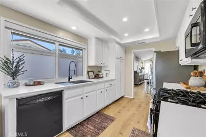 6437 E Calle Del Norte, Anaheim Hills, CA 92807 - Photo 13