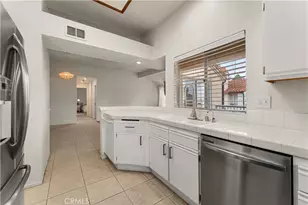 105 Corsica Dr, Newport Beach, CA 92660 - Photo 13