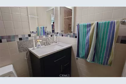 4109 W 5th, Santa Ana, CA 92703 - Photo 9