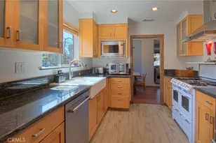 330 Colleen Pl, Costa Mesa, CA 92627 - Photo 15