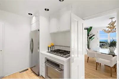 31571 Bluff Drive, Laguna Beach, CA 92651 - Photo 15