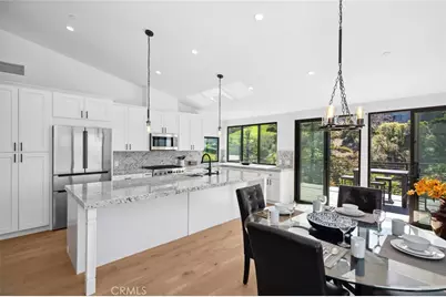 990 Meadowlark Drive, Laguna Beach, CA 92651 - Photo 9