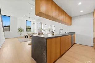 11702 Charnock Rd, Los Angeles, CA 90066 - Photo 9