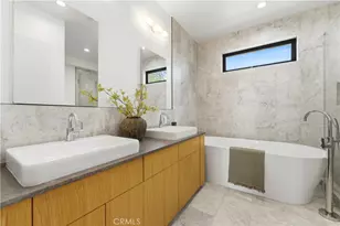 11702 Charnock Rd, Los Angeles, CA 90066 - Photo 11