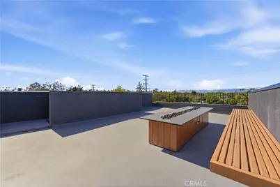 11702 Charnock Road, Los Angeles, CA 90066 - Photo 5