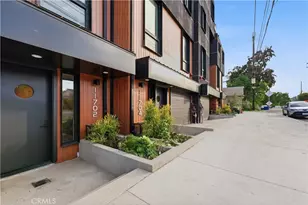 11702 Charnock Rd, Los Angeles, CA 90066 - Photo 13