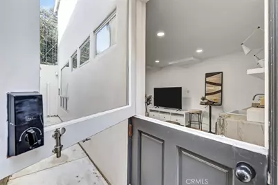 1025 Oro, Laguna Beach, CA 92651 - Photo 25