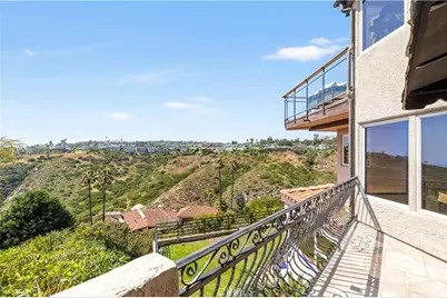 1992 San Remo, Laguna Beach, CA 92651 - Photo 35