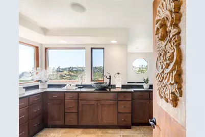 1992 San Remo, Laguna Beach, CA 92651 - Photo 25