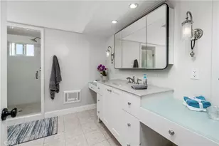 340 Moss, Laguna Beach, CA 92651 - Photo 11