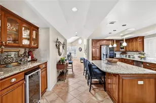 633 N Orange St, Orange, CA 92867 - Photo 17