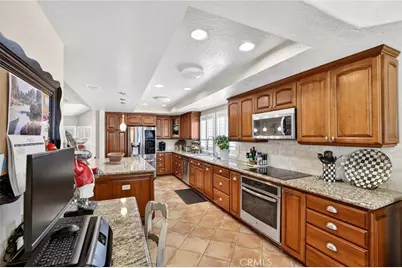 633 N Orange Street, Orange, CA 92867 - Photo 15