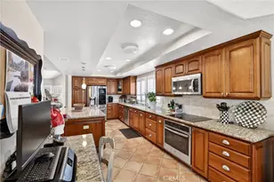 633 N Orange St, Orange, CA 92867 - Photo 15