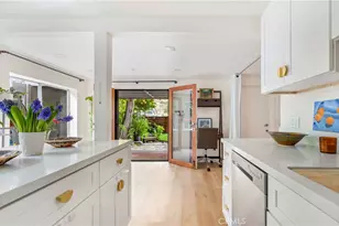 1553 Arroyo Dr, Laguna Beach, CA 92651 - Photo 17