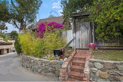 1560 Galen Drive, Laguna Beach, CA 92651 - Photo 23