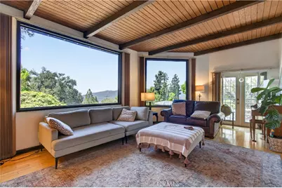 5625 Terrace Drive, La Crescenta, CA 91214 - Photo 7