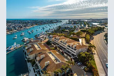 994 Bayside Cove, Newport Beach, CA 92660 - Photo 3
