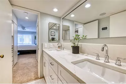 13 Via Acuatica, Rancho Santa Margarita, CA 92688 - Photo 19